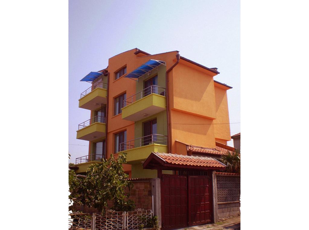 Guest House Yavorov تشيرنوموريتس المظهر الخارجي الصورة