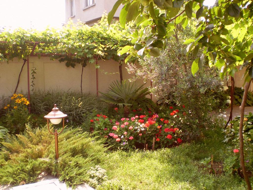 Guest House Yavorov تشيرنوموريتس المظهر الخارجي الصورة